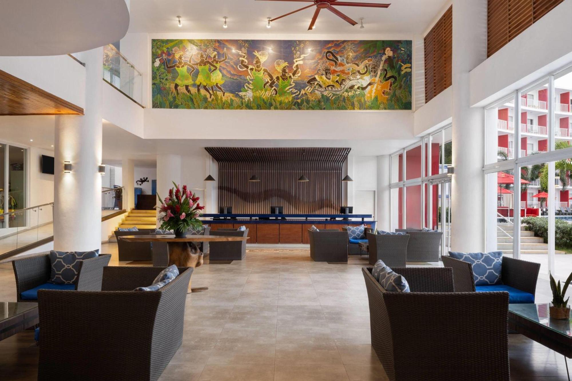 Grand Decameron Cornwall Beach, A Trademark All-Inclusive Resort Montego Bay Exterior photo