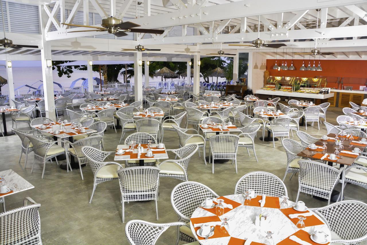 Grand Decameron Cornwall Beach, A Trademark All-Inclusive Resort Montego Bay Exterior photo